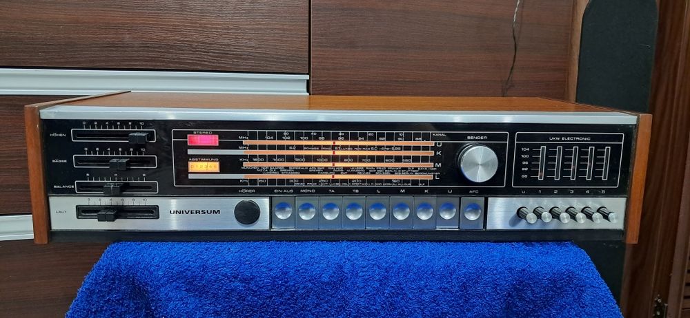 Radio universum vt-2347