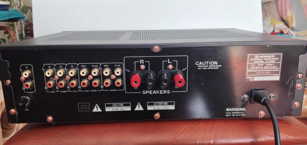 Pioneer A-400 Integrated Stereo Amplifier
