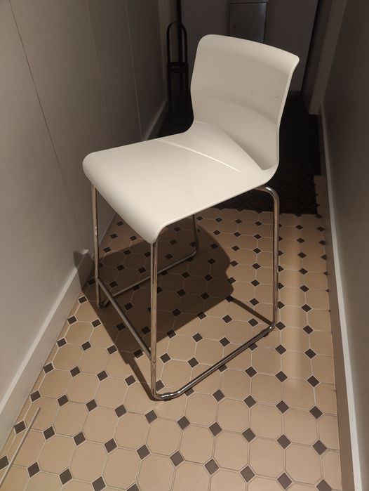 Cadeira alta modelo Glenn ikea- como nova!