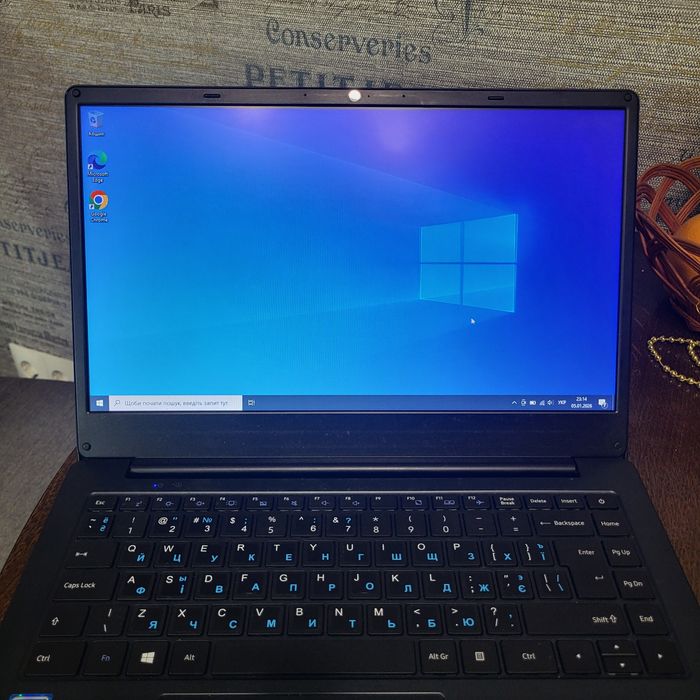 Toshiba Dunabook Satellite Pro C40-G-109 14"/4/120GB SSD Чудовий стан!