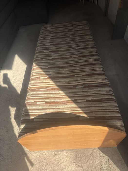 Transport Wniesienie Trójmiasto okolice Tapczan łóżko materac 85/190cm