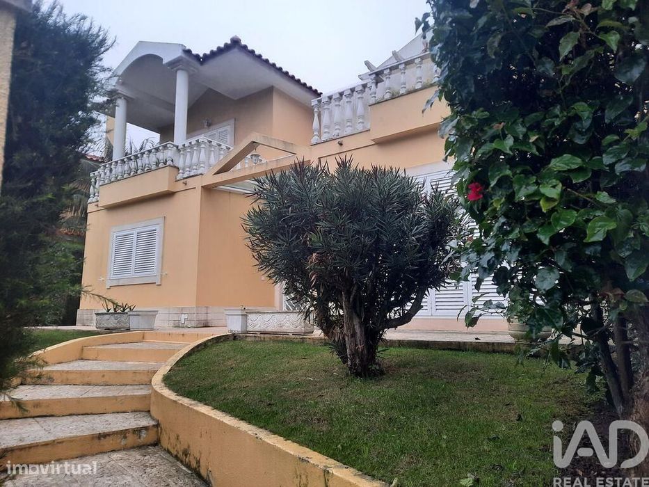 Casa / Villa T4 em Cascais e Estoril de 198,00 m2