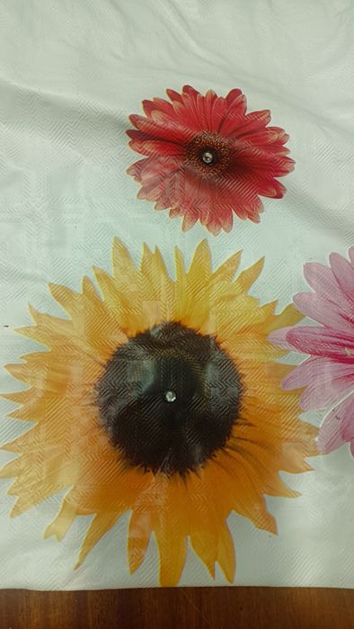 Bolsa flores e brilhantes