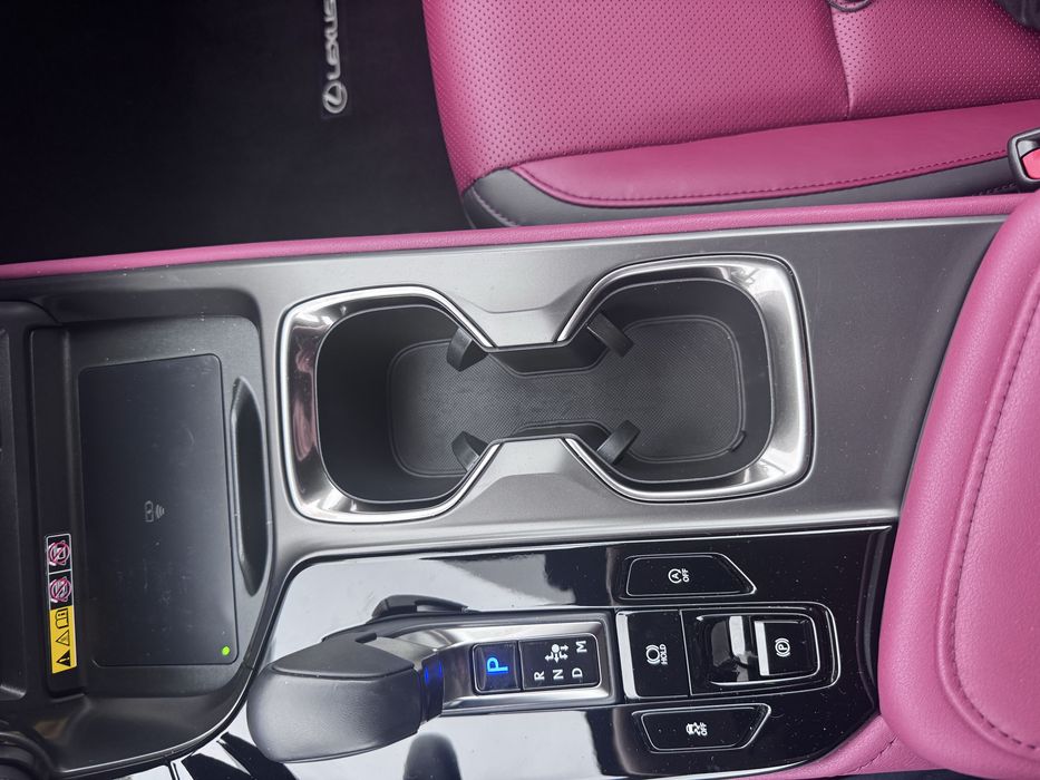Продам машину лексус NX 250