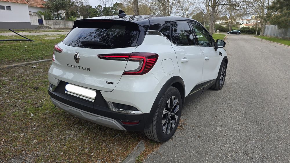 Renault Captur Hybrid