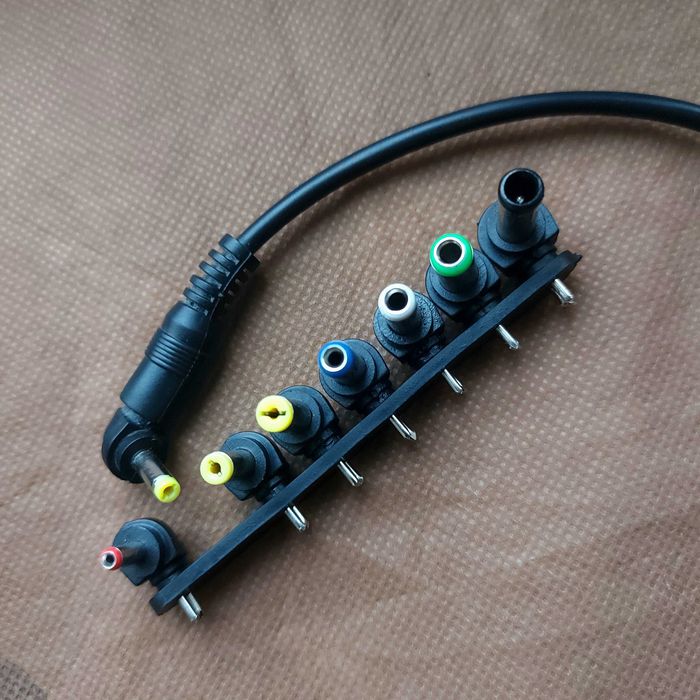 Зарядка для ноутбука