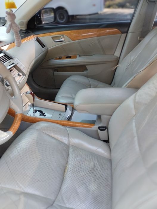 Тойота Авалон семейный автомобиль