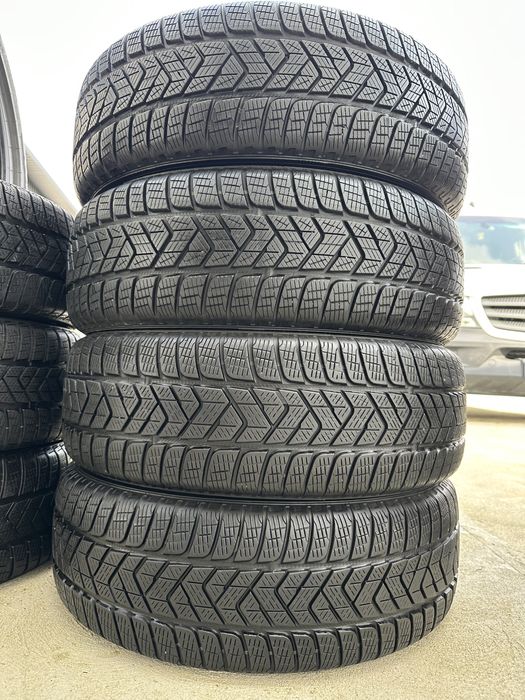 215/65/17 Pirelli Scorpion Winter