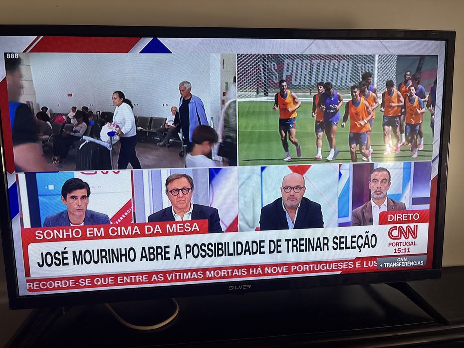 Tv Silver 32” com comando