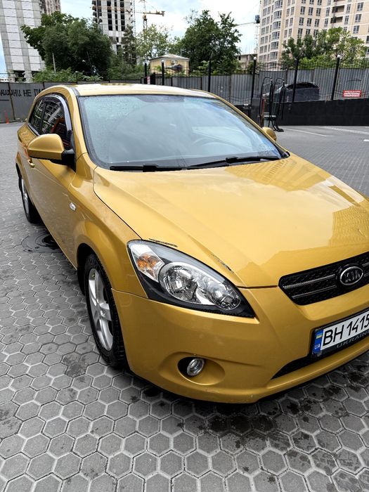 Автомобіль Kia Ceed 2009