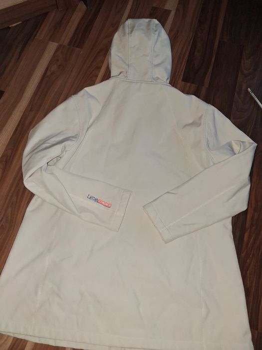 Bluza softshell z kapturem rozmiar 46