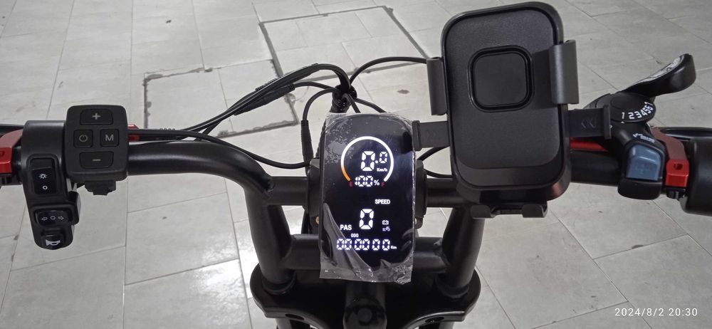 Bicicleta eletrica, nova, 2000 W, 2 motores, 2 pessoas.