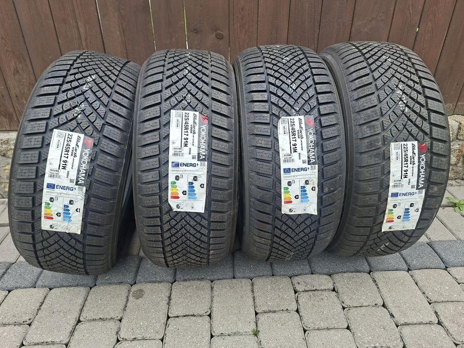 Nowe Opony 225/45R17 Yokohama