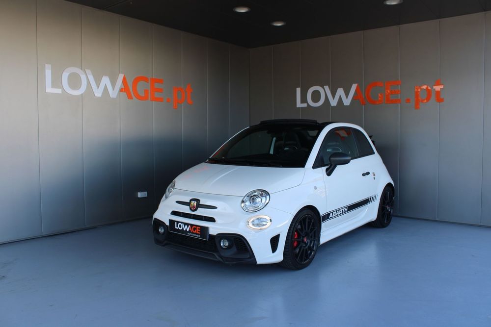 Abarth 595C 1.4 T-Jet Competizione MTA