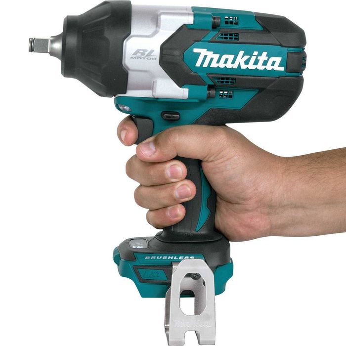Безщітковий ударний гайковерт 1/2 Makita DTW1002Z (XWT08Z) 18V LXT