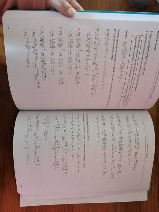 IAVE Matemática A - questões de exames nacionais Funções