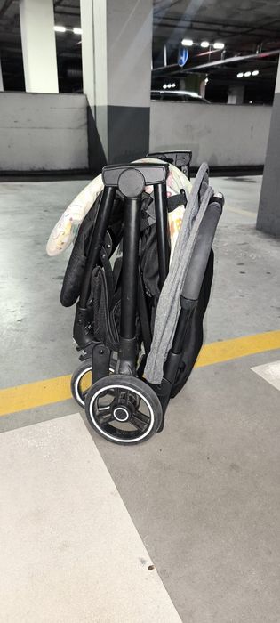 Vendo Carro de bebê