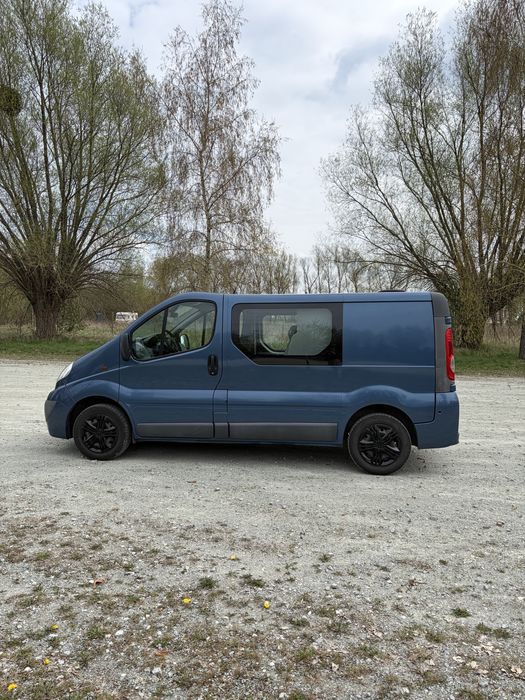Opel Vivaro 2.0 d 2011