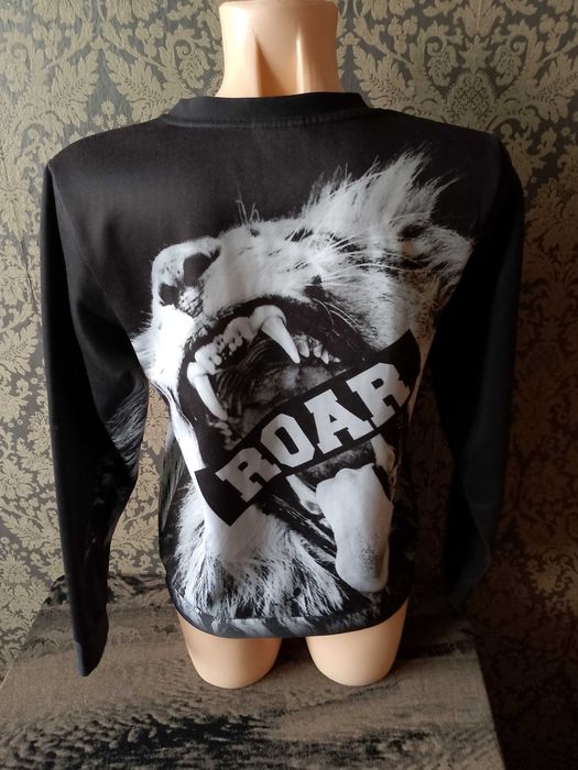 Bluza z nadrukiem lew