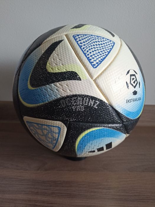 Piłka meczowa Adidas Oceaunz