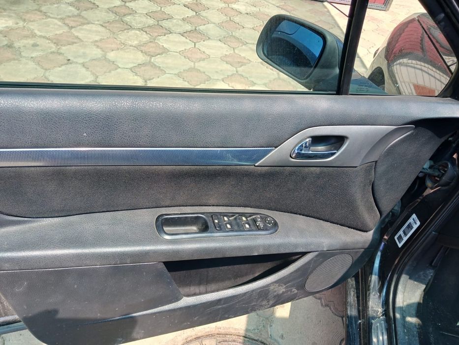 Peugeot 407 гарний стан