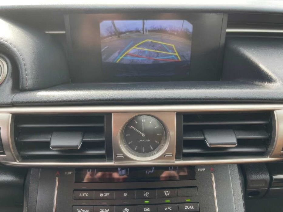 Lexus IS 250      2015