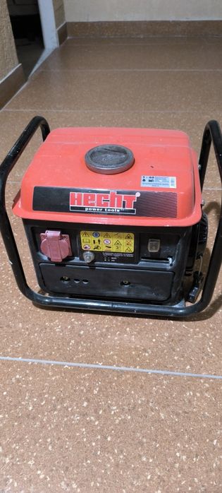 Бензиновый генератор 2 л.с Hecht(Чехия) 720W