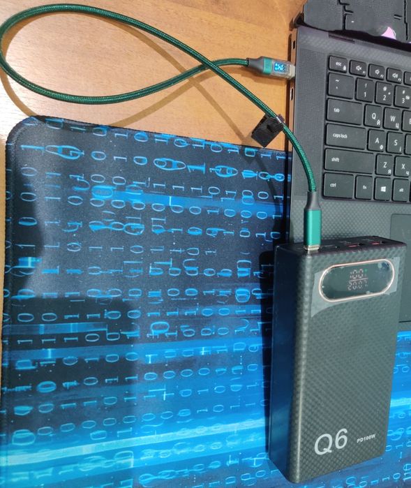 Павербанк для ноутбука, паяльника, смартфона Q6 PD 100W