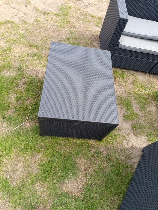 Rezerwacja Zestaw mebli ogrodowych keter