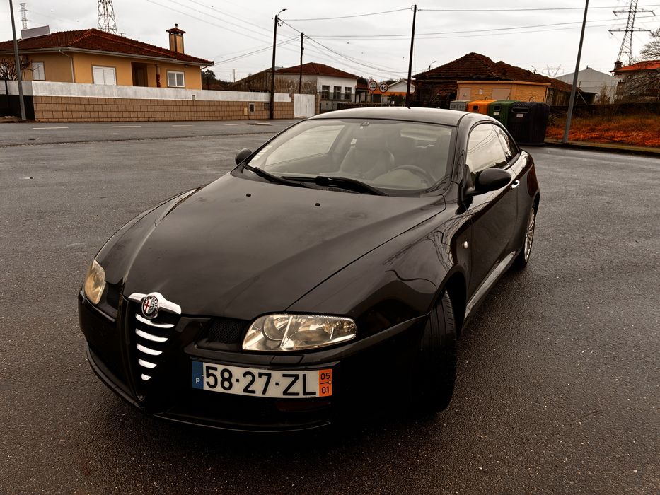 Alfa romeu GT  JTD