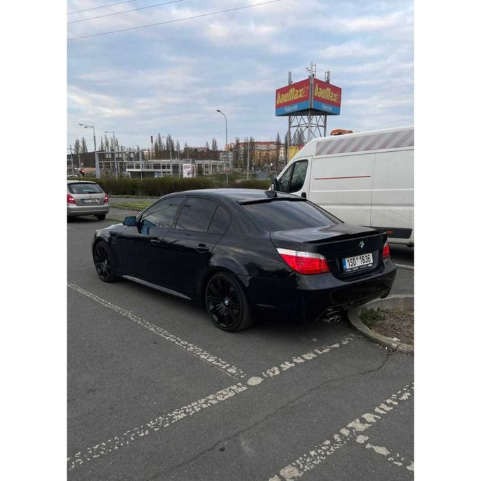 Zestaw Body Kit BMW E60 (2003–2010) w stylu M-Pakiet