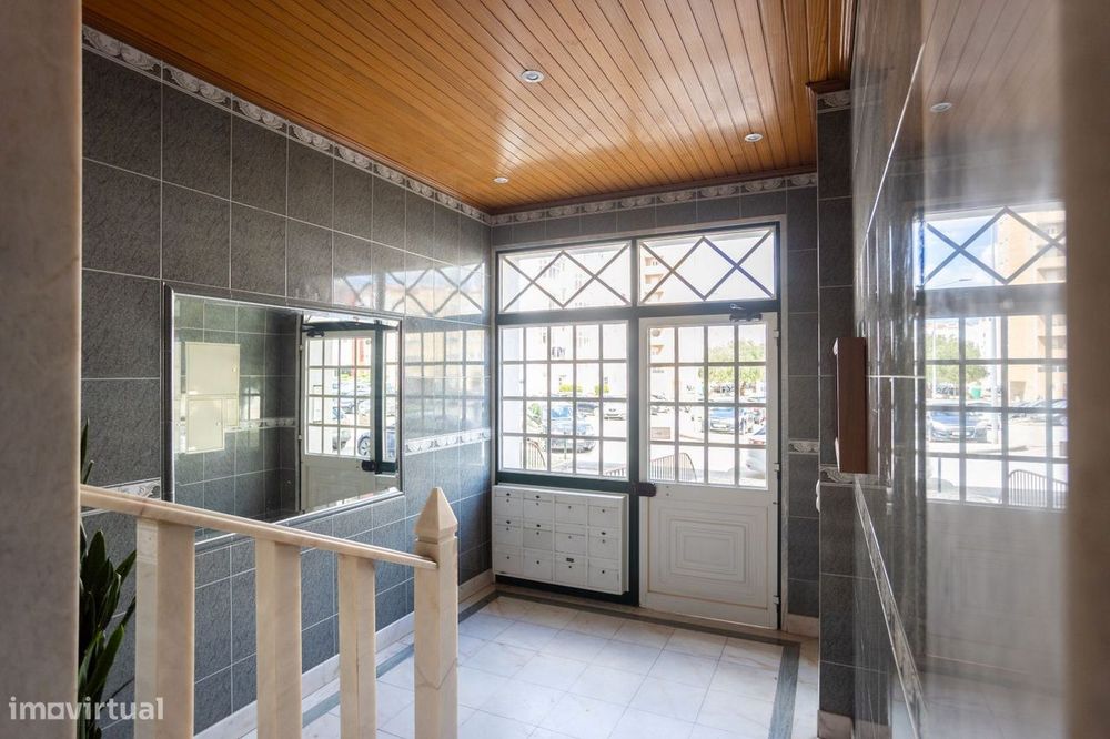 Apartamento T2 no Carregado