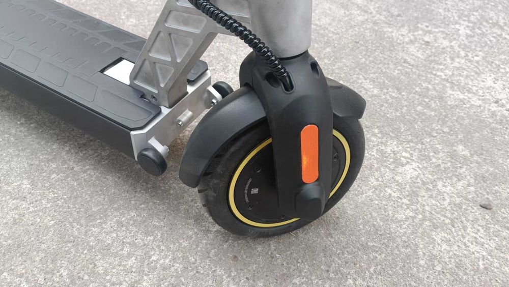 НОВИНКА! Електросамокат Fold X, зручне вертикальне переміщення (ОПТ)