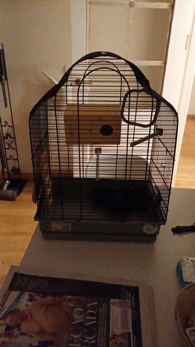 Gaiola para Aves com Ninho e Poleiros