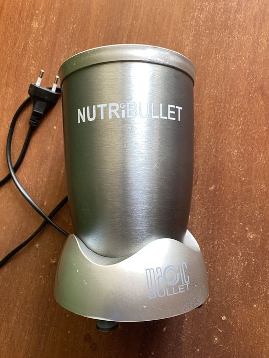 Блендер Nutrybullet NB101