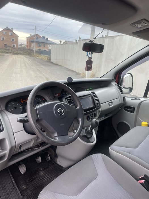 Opel vivaro 2.0