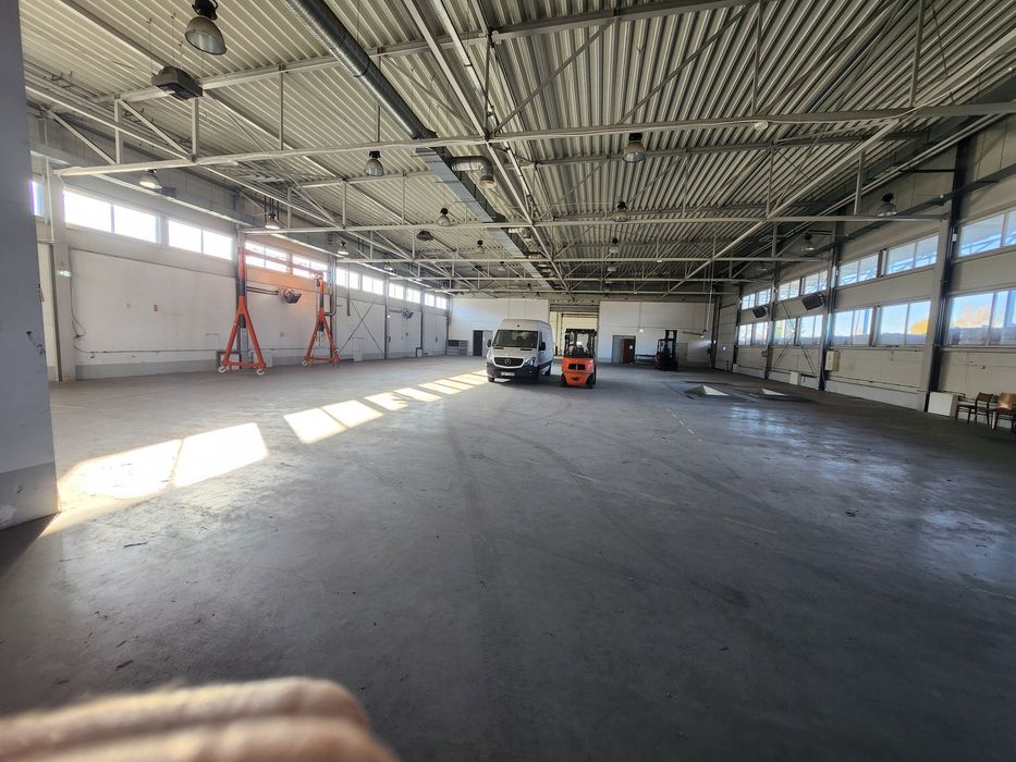 Wynajmę hale produkcyjną/magazynową o powierzchni 2428m2