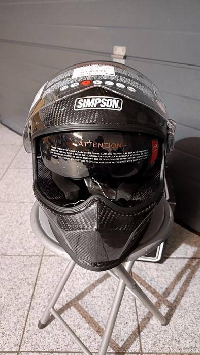 Capacete Simpson Venom Bandit Carbon MC
