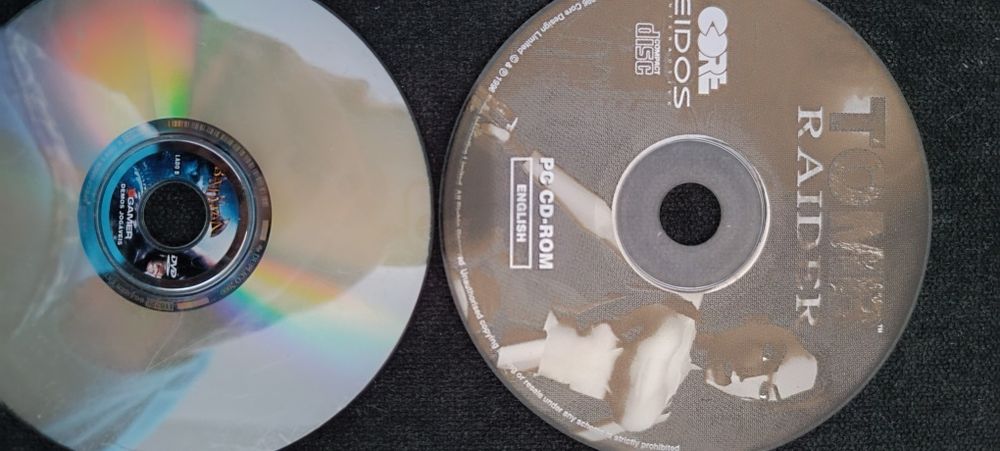 4 jogos PC CD-rom usados sem caixa