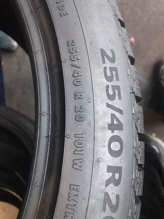 255/40/20 R20 Continental WinterContact TS860S 4шт зима