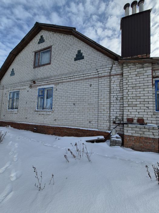 Продаж окремого будинку в районі Обл.лікарні