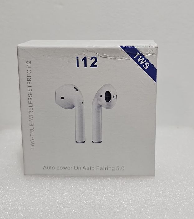Auriculares sem fios Bluetooth i12 TWS.
