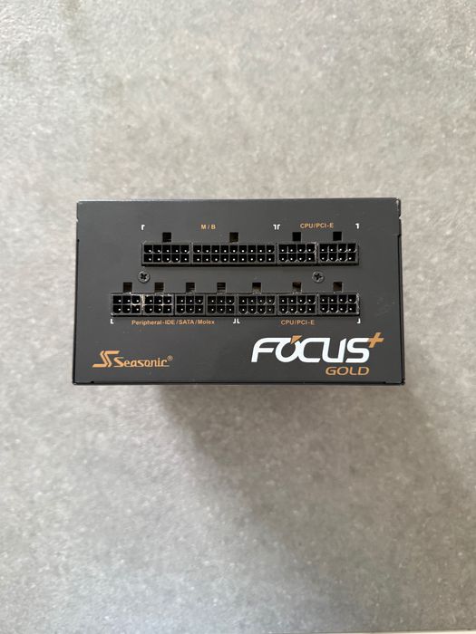Fonte Seasonic FOCUS Plus 650W Gold | Totalmente Modular | 80+ Gold