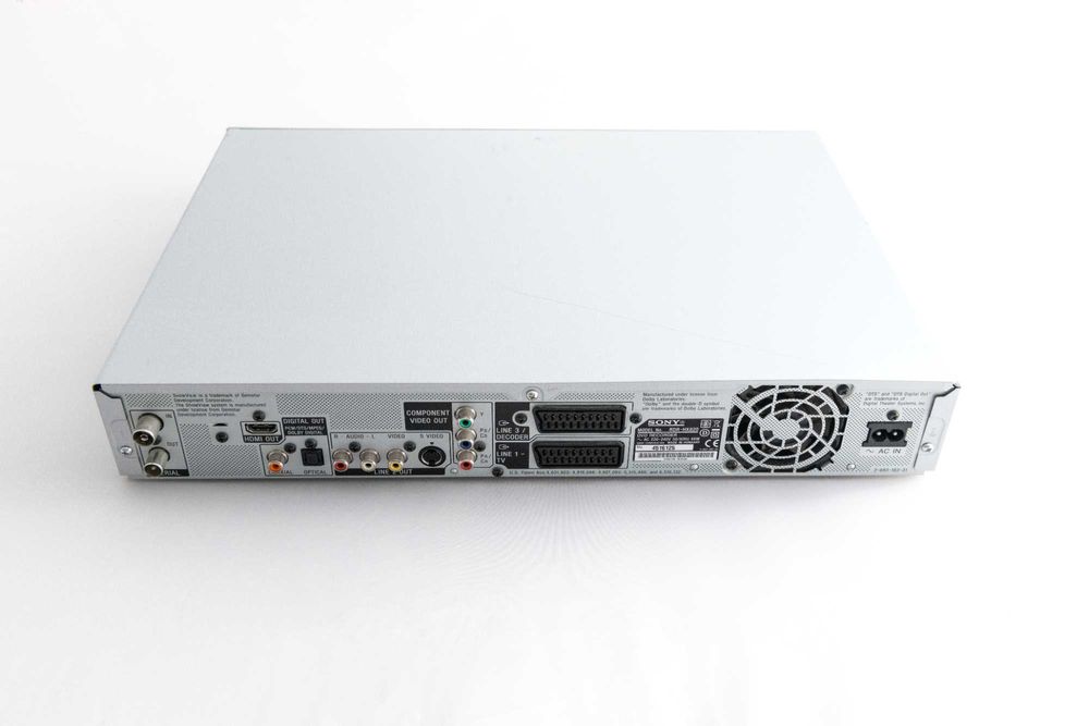 Nagrywarka DVD z dyskiem HDD SONY RDR-HX820