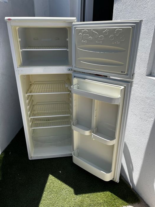 Frigorífico Becken  54x145cm