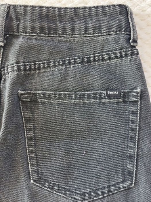 Spódniczka jeansowa, mini, ciemnoszara. Bershka.  XS/S