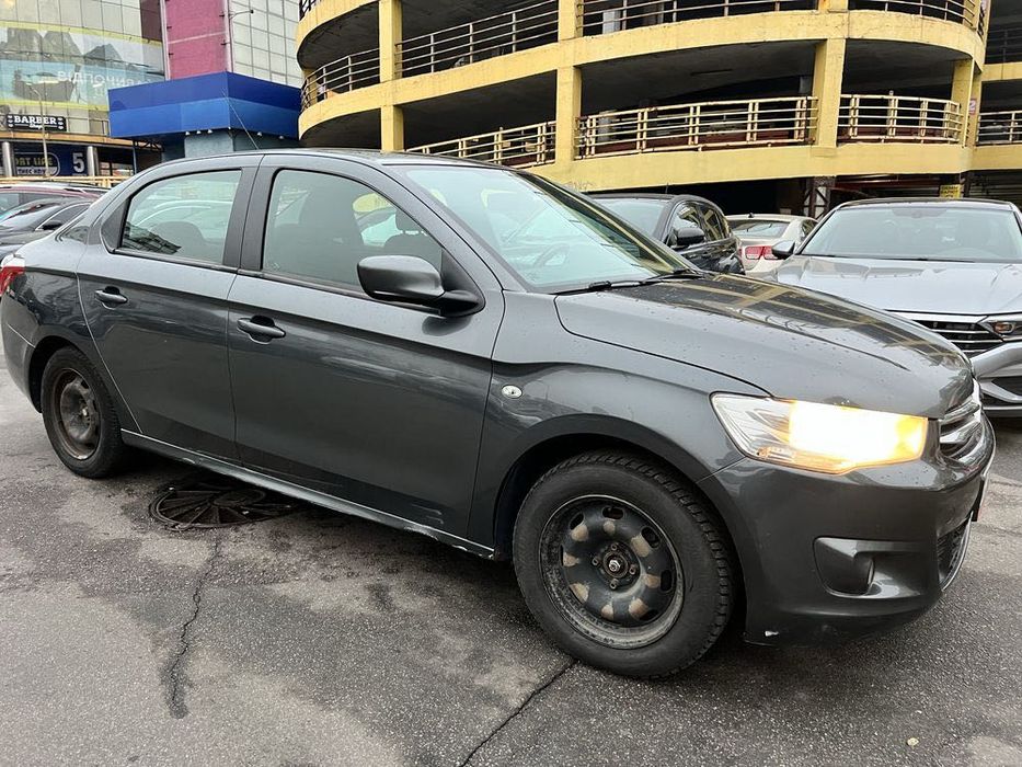 —Оренда— автомобіля