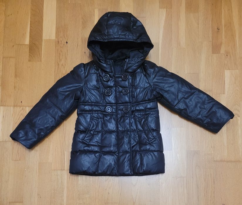 Płaszczyk puchowy dziewczęcy niemowlęcy Benetton 90 92 kaptur czarny lekki