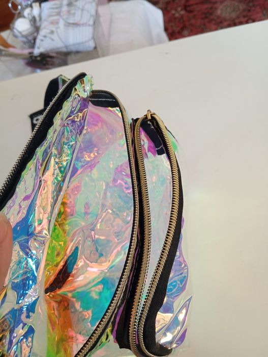 Bolsa de cintura brilhante