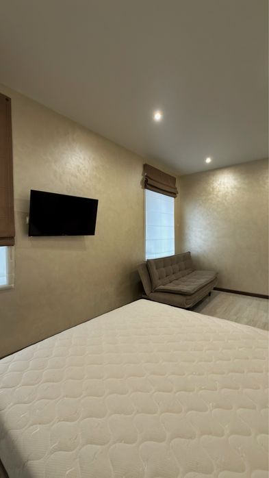 2-х кімнатна, Старе місто (з ремонтом, меблями, технікою)